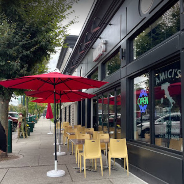 SEASONAL OUTDOOR DINING